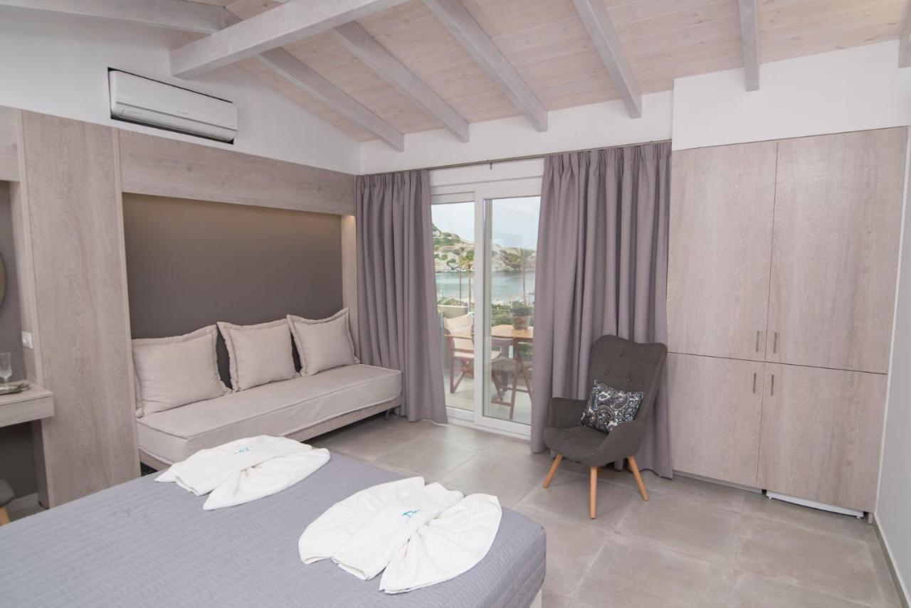 Dora Apartments Agia Pelagia Exteriör bild