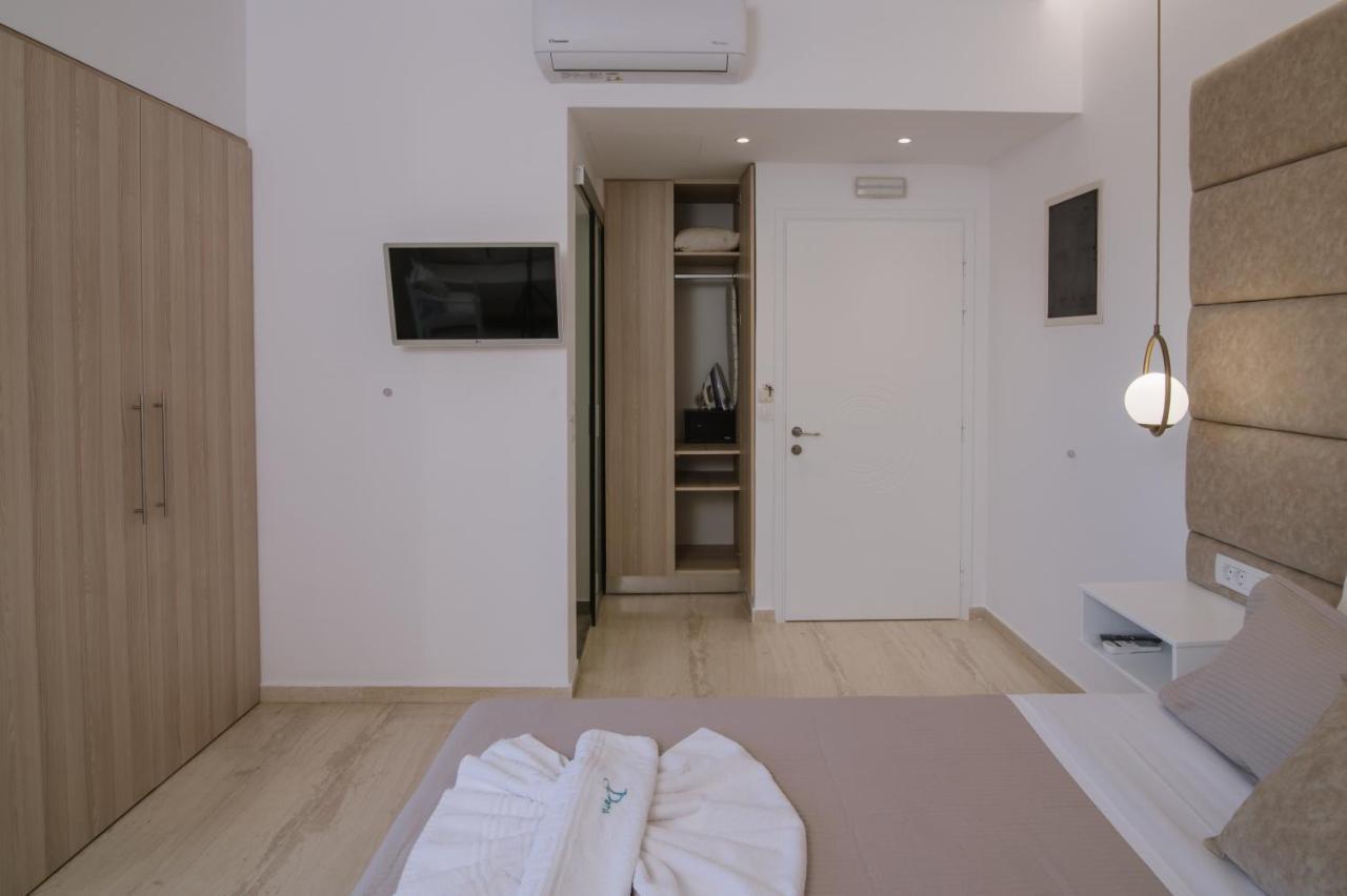 Dora Apartments Agia Pelagia Exteriör bild